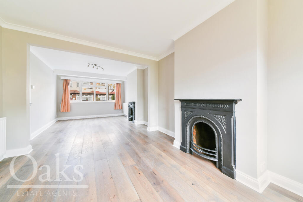 3 bed End of Terrace for rent in Croydon. From Oaks Estate Agents 3 bed End of Terrace for rent in Croydon. From Oaks Estate Agents