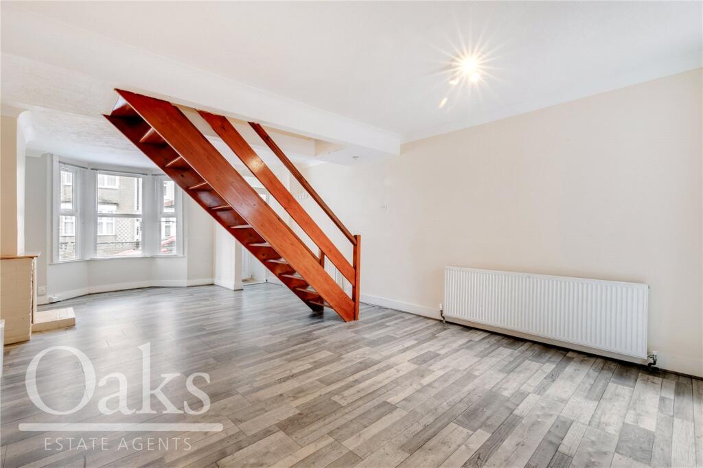 2 bed Mid Terraced House for rent in Croydon. From Oaks Estate Agents 2 bed Mid Terraced House for rent in Croydon. From Oaks Estate Agents