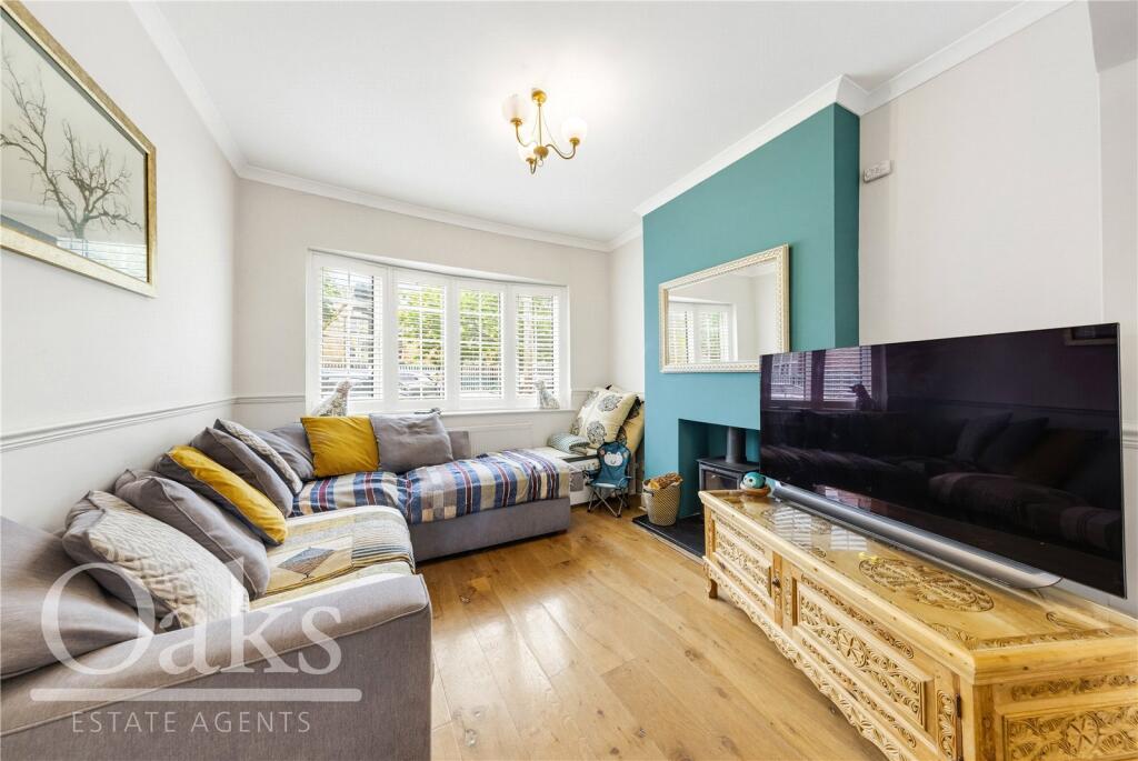 2 bed End of Terrace for rent in Penge. From Oaks Estate Agents