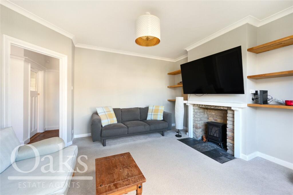4 bed Semi Detached for rent in Croydon. From Oaks Estate Agents 4 bed Semi Detached for rent in Croydon. From Oaks Estate Agents