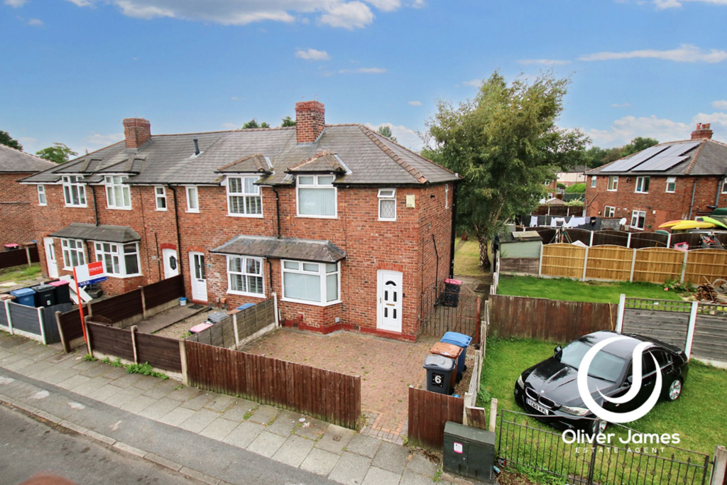 2 bed End of Terrace for rent in Irlam. From Oliver James - Cadishead