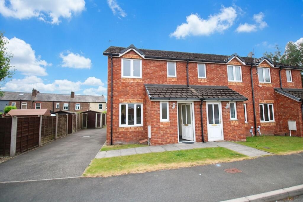 3 bed End of Terrace for rent in Irlam. From Oliver James - Cadishead 3 bed End of Terrace for rent in Irlam. From Oliver James - Cadishead