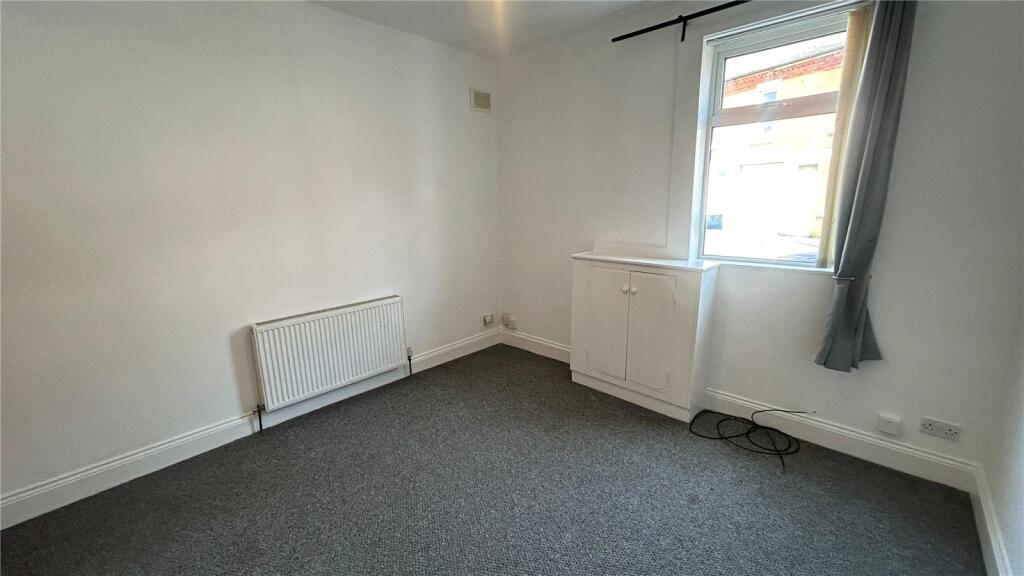 1 bed Apartment for rent in Stoughton. From Oliver Rayns - Leicester