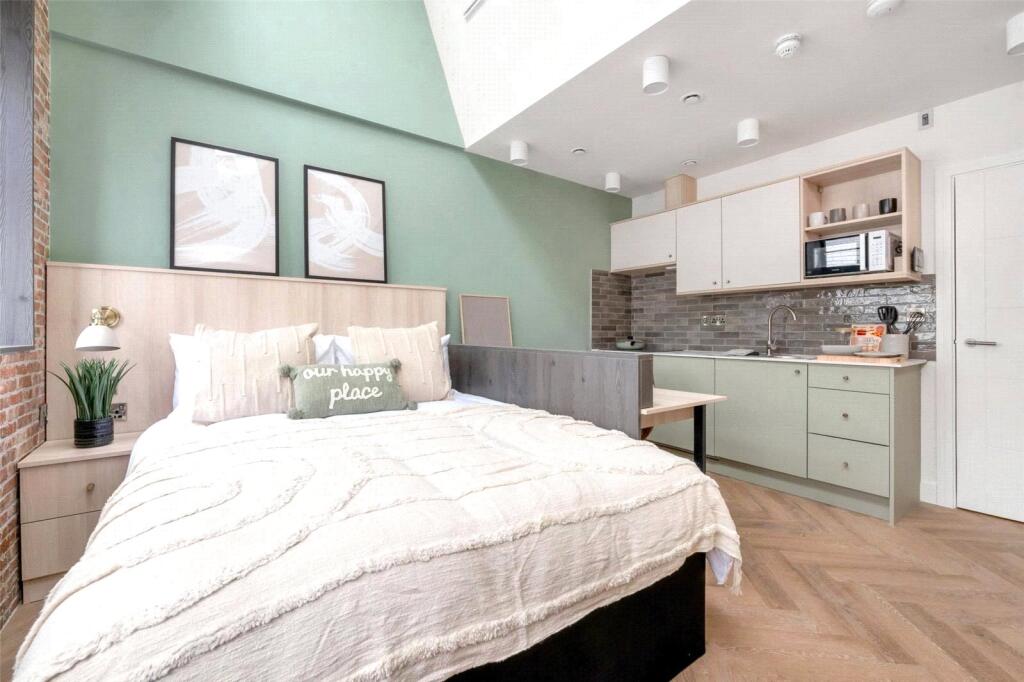 4 bed Studio for rent in Leicester. From Oliver Rayns - Leicester
