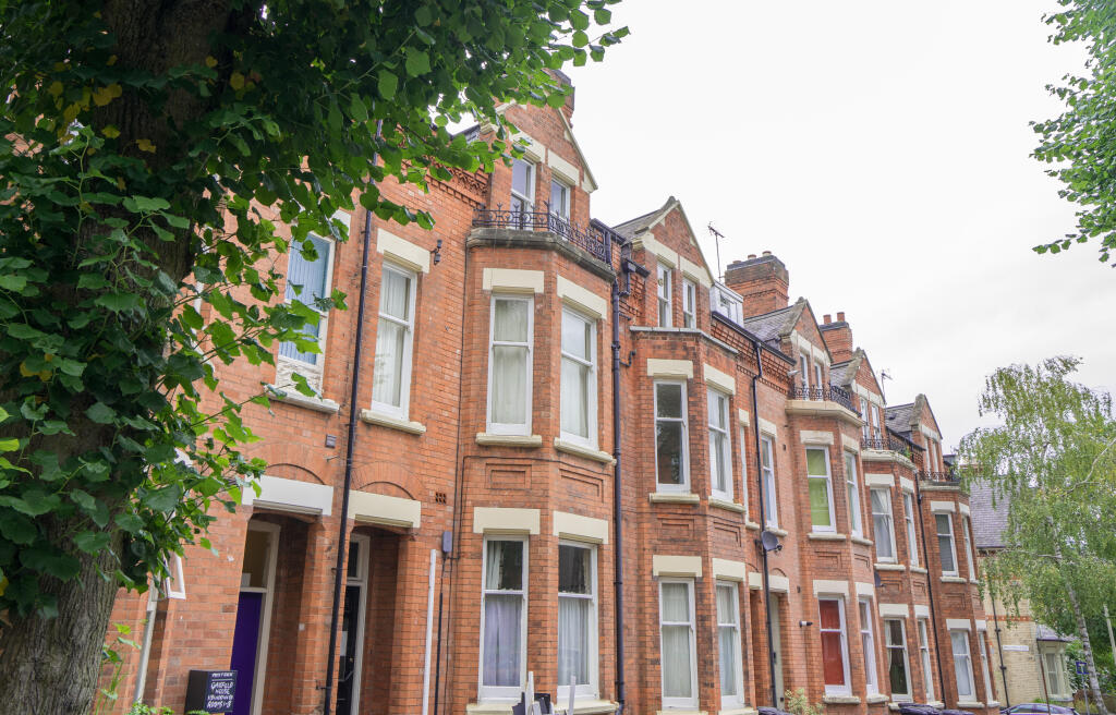 1 bed Apartment for rent in Stoughton. From Oliver Rayns - Leicester 1 bed Apartment for rent in Stoughton. From Oliver Rayns - Leicester