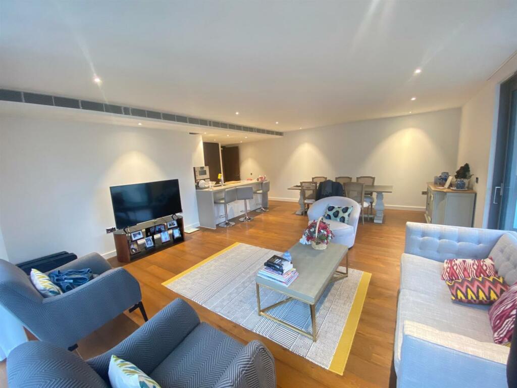 3 bed Apartment for rent in London. From O'Sullivan Property