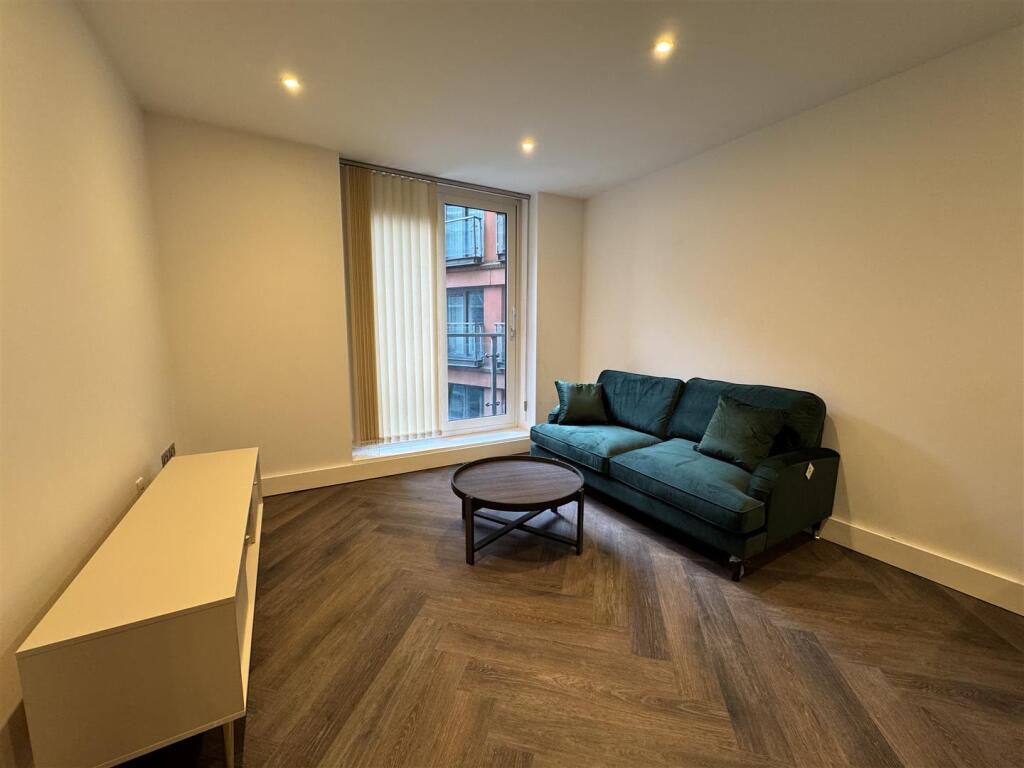 1 bed Detached for rent in London. From O'Sullivan Property - London