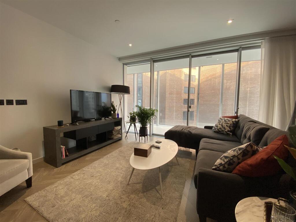 2 bed Apartment for rent in Battersea. From O'Sullivan Property - London 2 bed Apartment for rent in Battersea. From O'Sullivan Property - London