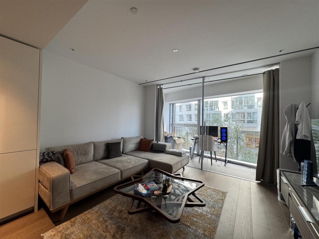 1 bed Detached for rent in London. From O'Sullivan Property - London