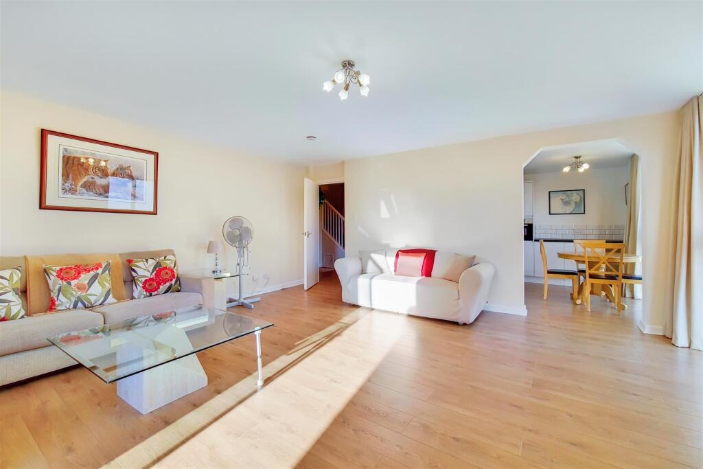 2 bed Apartment for rent in Bermondsey. From O'Sullivan Property - London 2 bed Apartment for rent in Bermondsey. From O'Sullivan Property - London