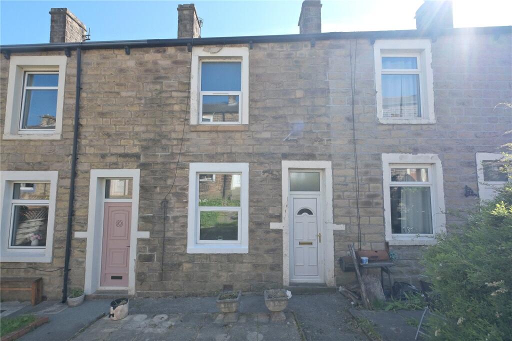 2 bed Mid Terraced House for rent in Barnoldswick. From Pad - 2 - Let - Barnoldswick 2 bed Mid Terraced House for rent in Barnoldswick. From Pad - 2 - Let - Barnoldswick
