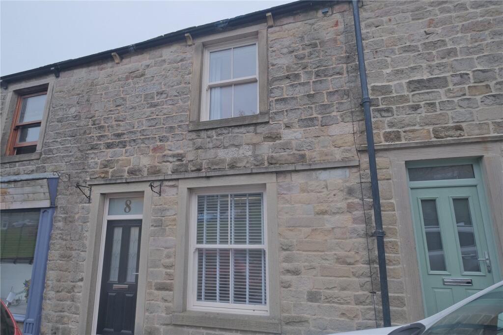2 bed Mid Terraced House for rent in Barnoldswick. From Pad - 2 - Let - Barnoldswick 2 bed Mid Terraced House for rent in Barnoldswick. From Pad - 2 - Let - Barnoldswick