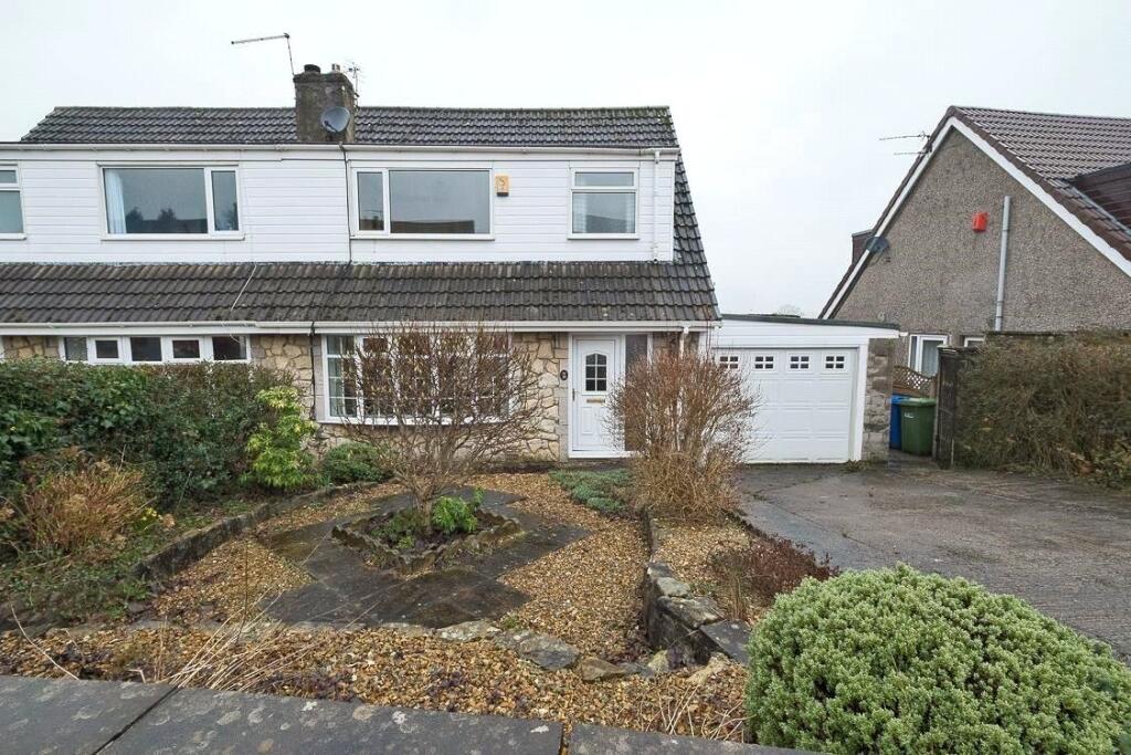 4 bed Semi Detached for rent in Kelbrook. From Pad - 2 - Let - Barnoldswick