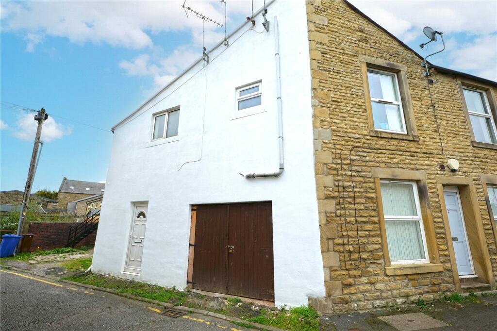 1 bed Apartment for rent in Earby. From Pad - 2 - Let - Barnoldswick