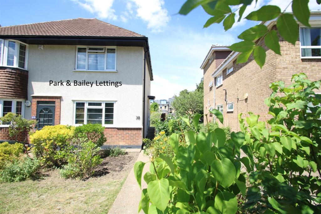 2 bed Detached for rent in Croydon. From Park & Bailey