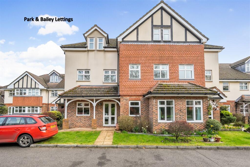2 bed House (unspecified) for rent in Warlingham. From Park & Bailey 2 bed House (unspecified) for rent in Warlingham. From Park & Bailey