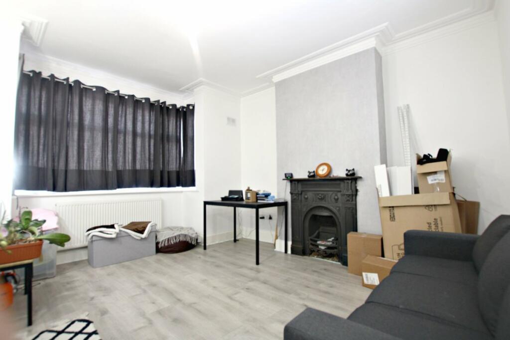 4 bed Mid Terraced House for rent in Willesden. From Parkinson Farr