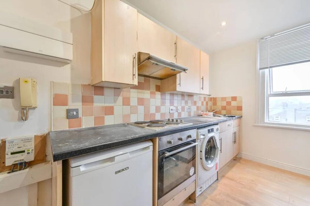 0 bed 1st Floor Flat for rent in Willesden. From parkinsonfarr - Willesden Green