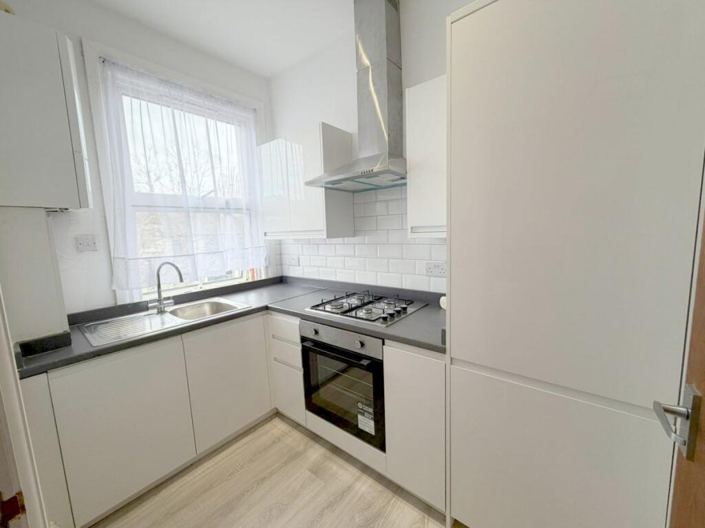 0 bed 1st Floor Flat for rent in Willesden. From parkinsonfarr - Willesden Green