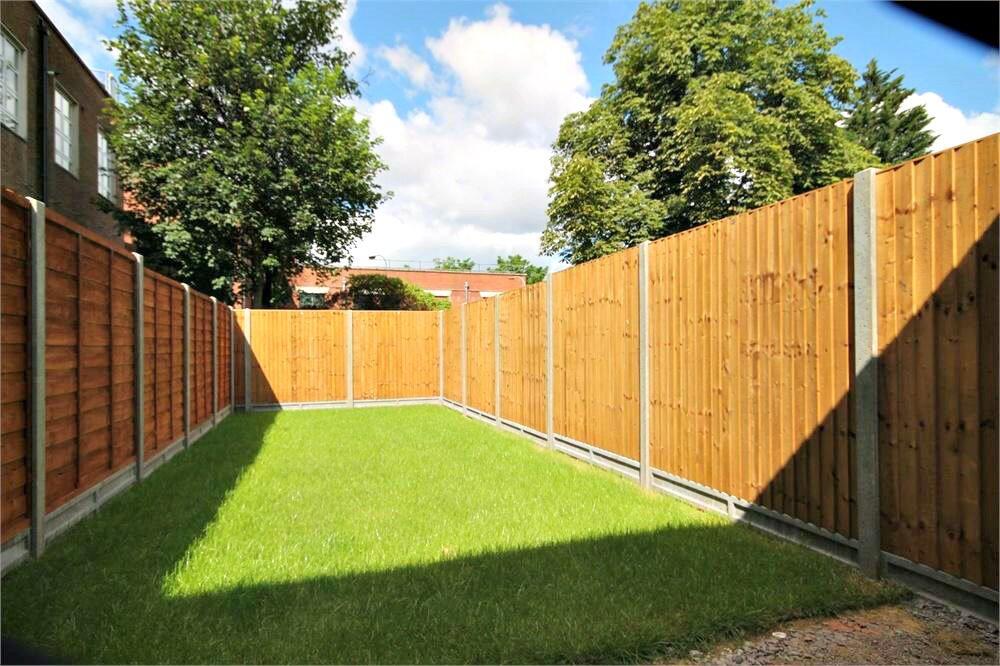 1 bed 1st Floor Flat for rent in Willesden. From parkinsonfarr - Willesden Green