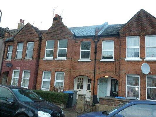 4 bed 1st Floor Flat for rent in Willesden. From parkinsonfarr - Willesden Green 4 bed 1st Floor Flat for rent in Willesden. From parkinsonfarr - Willesden Green