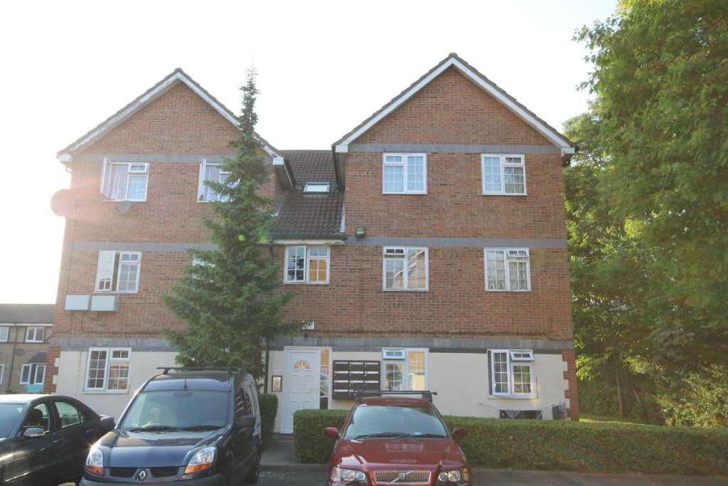 1 bed 1st Floor Flat for rent in Hendon. From parkinsonfarr - Willesden Green