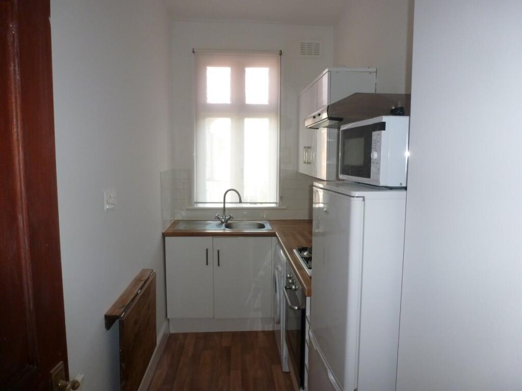 4 bed 1st Floor Flat for rent in Willesden. From parkinsonfarr - Willesden Green 4 bed 1st Floor Flat for rent in Willesden. From parkinsonfarr - Willesden Green