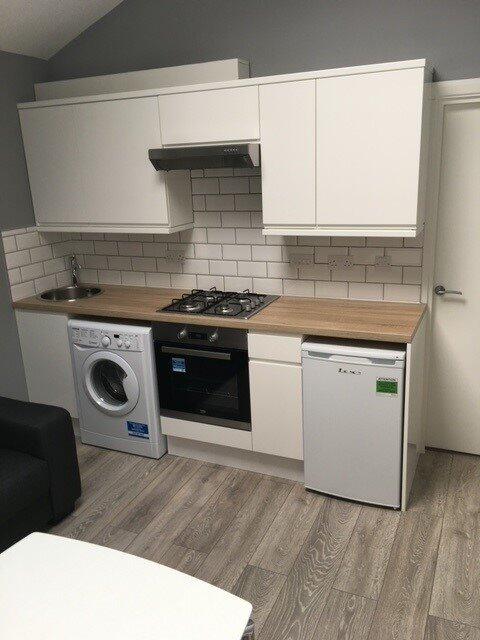 1 bed 1st Floor Flat for rent in Willesden. From parkinsonfarr - Willesden Green