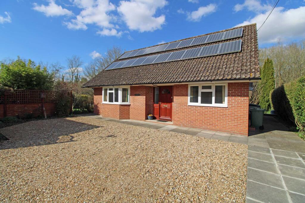 2 bed Detached bungalow for rent in Overton. From Parnell Jordy & Harvey - Overton