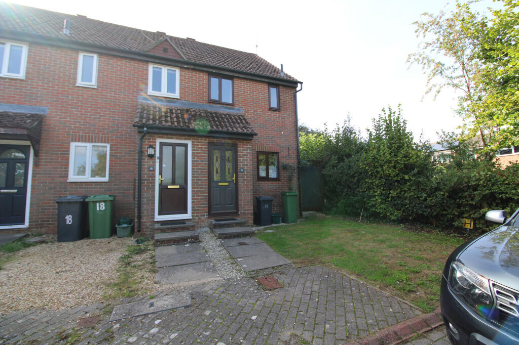 2 bed End of Terrace for rent in Overton. From Parnell Jordy & Harvey - Overton 2 bed End of Terrace for rent in Overton. From Parnell Jordy & Harvey - Overton
