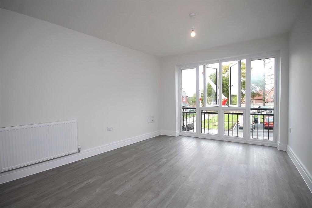 1 bed Apartment for rent in Leatherhead. From Patrick Gardner - Leatherhead - Sales