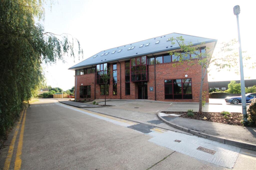 1 bed Apartment for rent in Leatherhead. From Patrick Gardner - Leatherhead - Sales