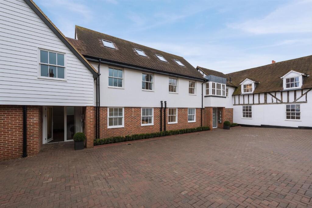 1 bed Apartment for rent in Leatherhead. From Patrick Gardner - Leatherhead - Sales 1 bed Apartment for rent in Leatherhead. From Patrick Gardner - Leatherhead - Sales