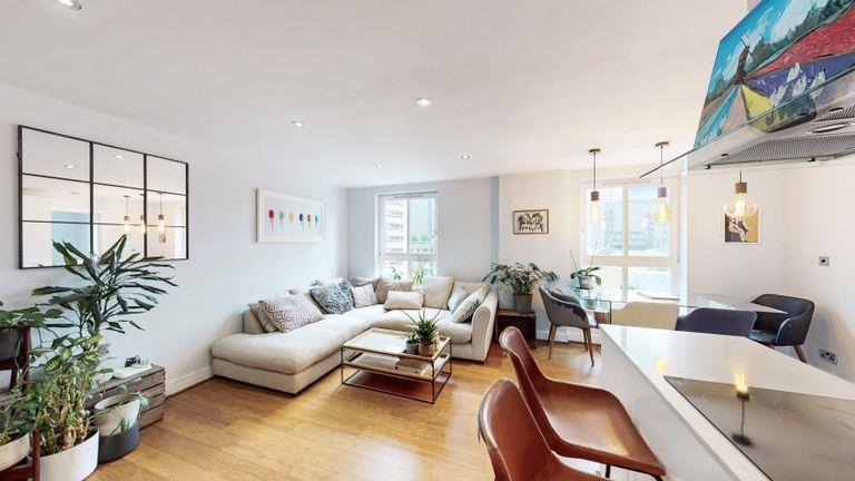 2 bed Apartment for rent in Stepney. From Peach Properties - Shoreditch