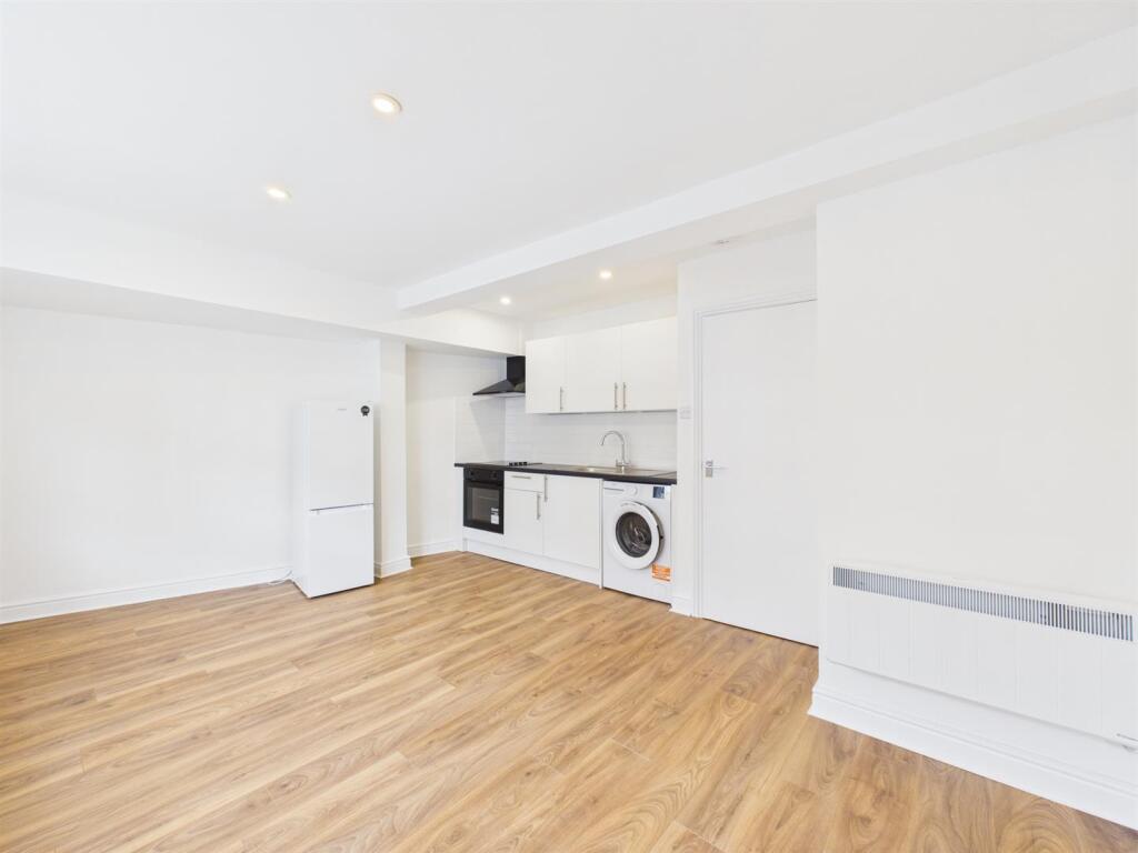 1 bed Apartment for rent in Bethnal Green. From Peach Properties - Shoreditch