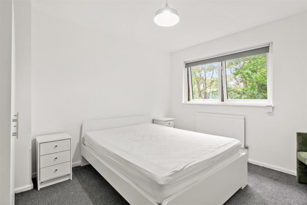 1 bed House Share for rent in Bethnal Green. From Peach Properties - Shoreditch