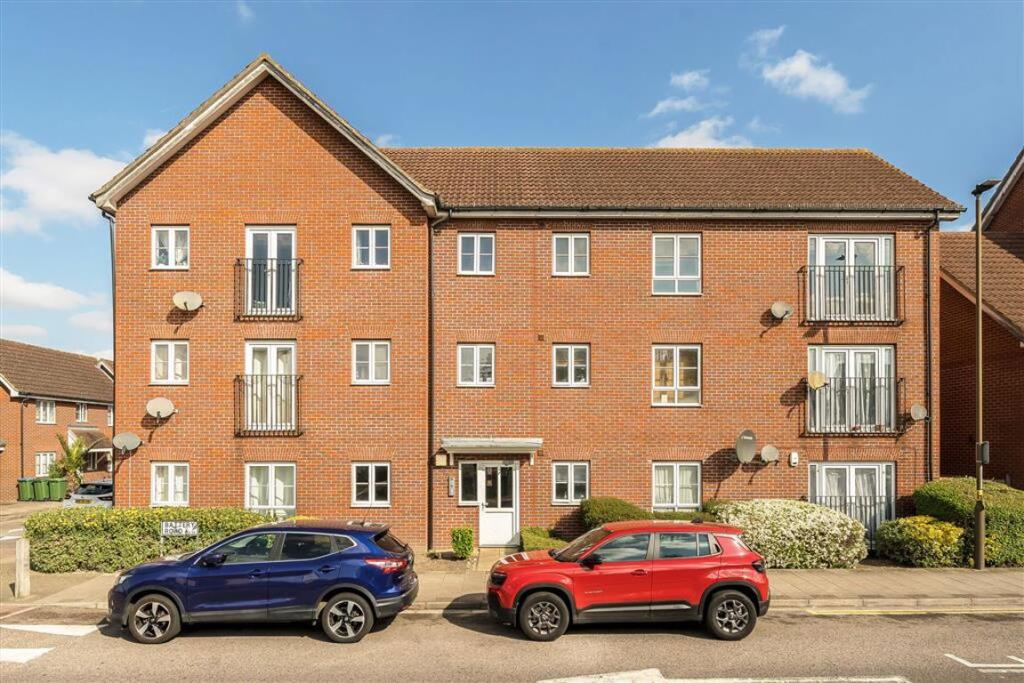 2 bed 1st Floor Flat for rent in Woolwich. From Dexters - Blackheath