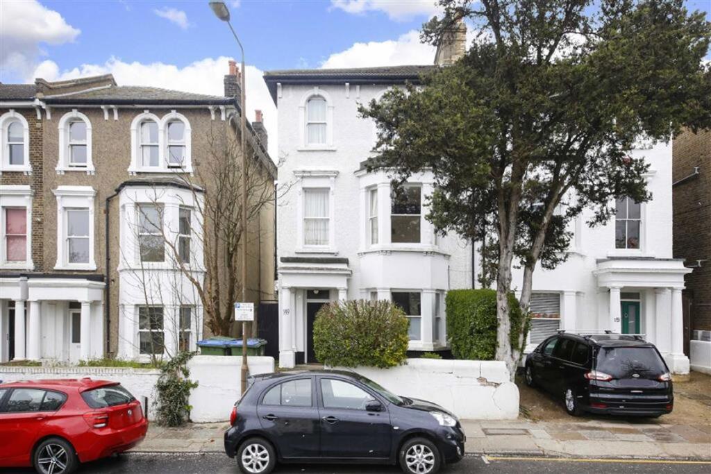 1 bed 1st Floor Flat for rent in Woolwich. From Dexters - Blackheath
