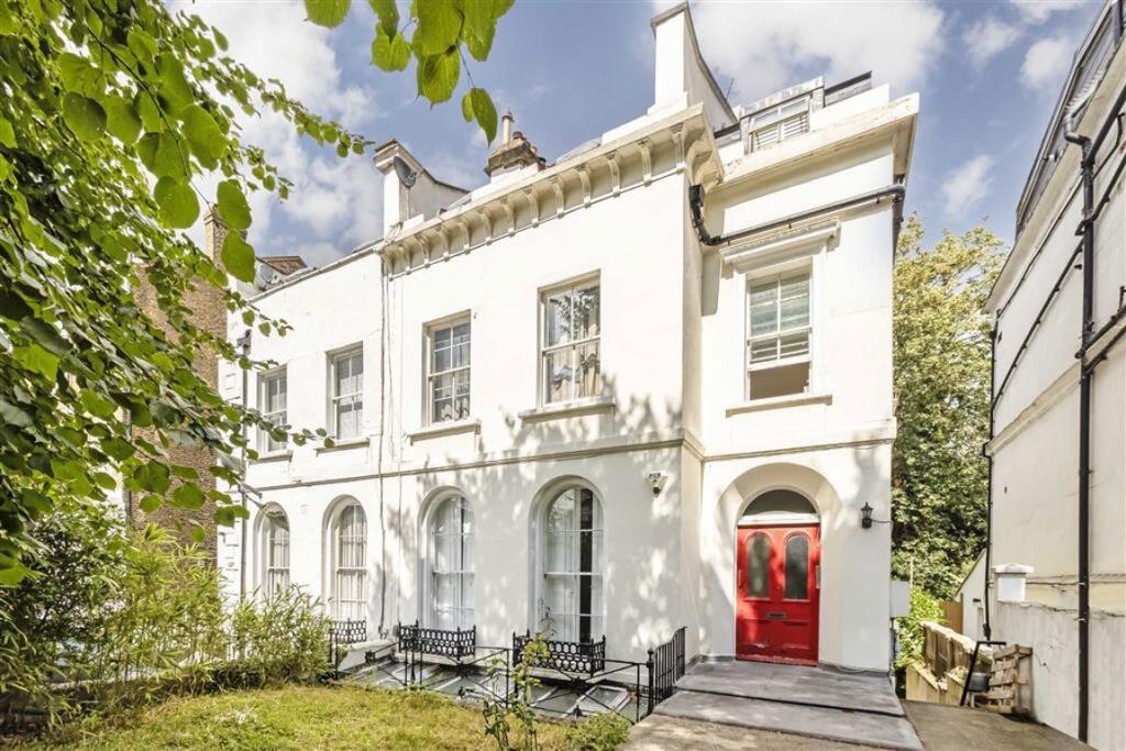 1 bed 1st Floor Flat for rent in Woolwich. From Dexters - Blackheath 1 bed 1st Floor Flat for rent in Woolwich. From Dexters - Blackheath
