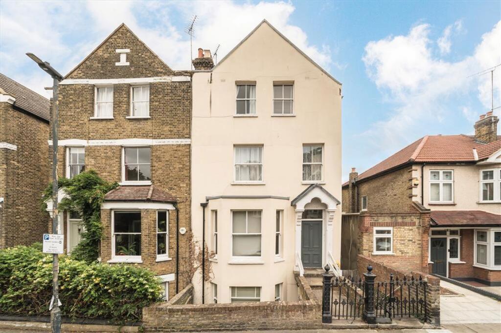 1 bed 1st Floor Flat for rent in Greenwich. From Dexters - Blackheath 1 bed 1st Floor Flat for rent in Greenwich. From Dexters - Blackheath