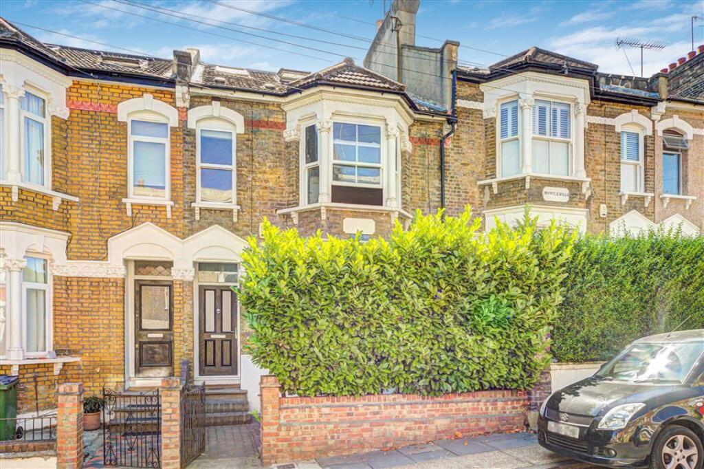 5 bed Mid Terraced House for rent in Woolwich. From Dexters - Blackheath 5 bed Mid Terraced House for rent in Woolwich. From Dexters - Blackheath