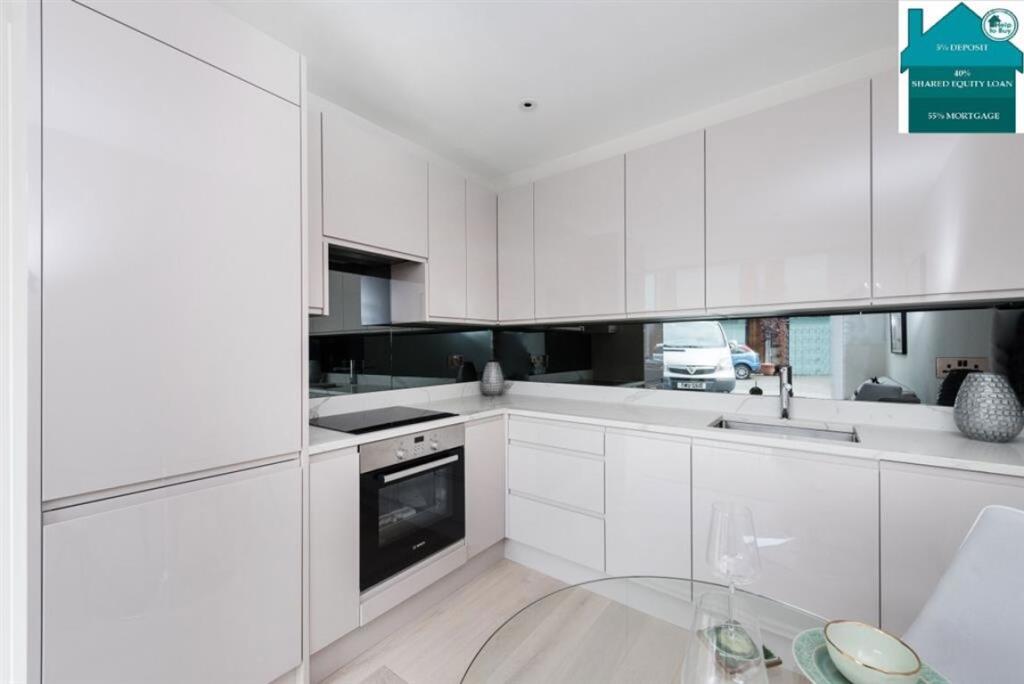 1 bed 1st Floor Flat for rent in Eltham. From Dexters - Lee