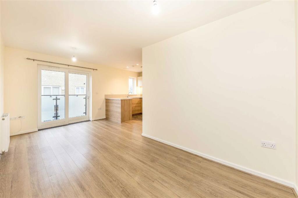 2 bed 1st Floor Flat for rent in Bexley. From Dexters - Lee