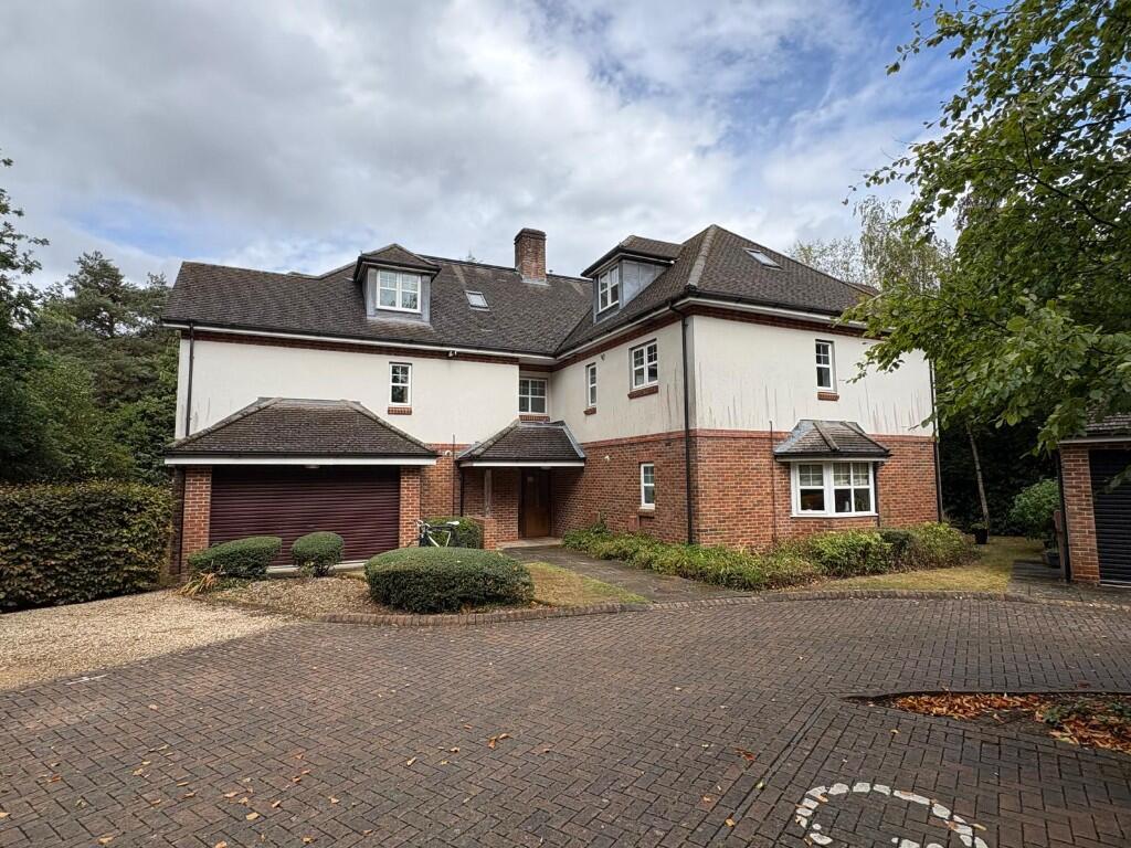 2 bed House (unspecified) for rent in Southampton. From Clear Residential - Southampton