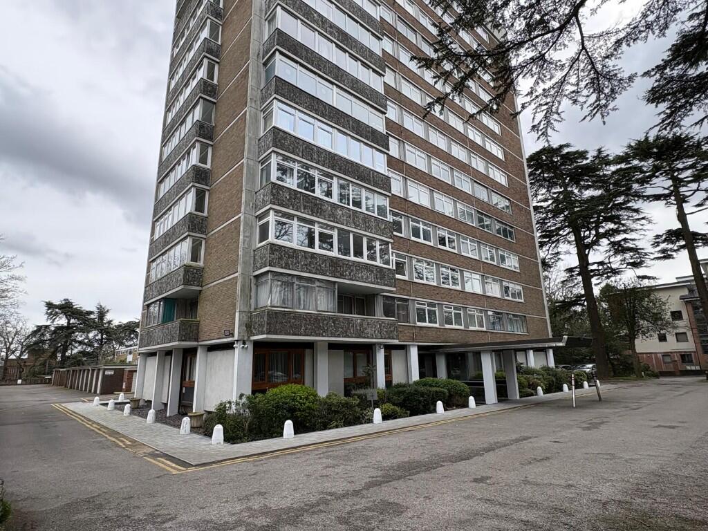 2 bed House (unspecified) for rent in Rownhams. From Clear Residential - Southampton