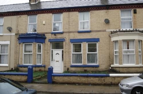 7 bed Mid Terraced House for rent in Liverpool. From PointProperties