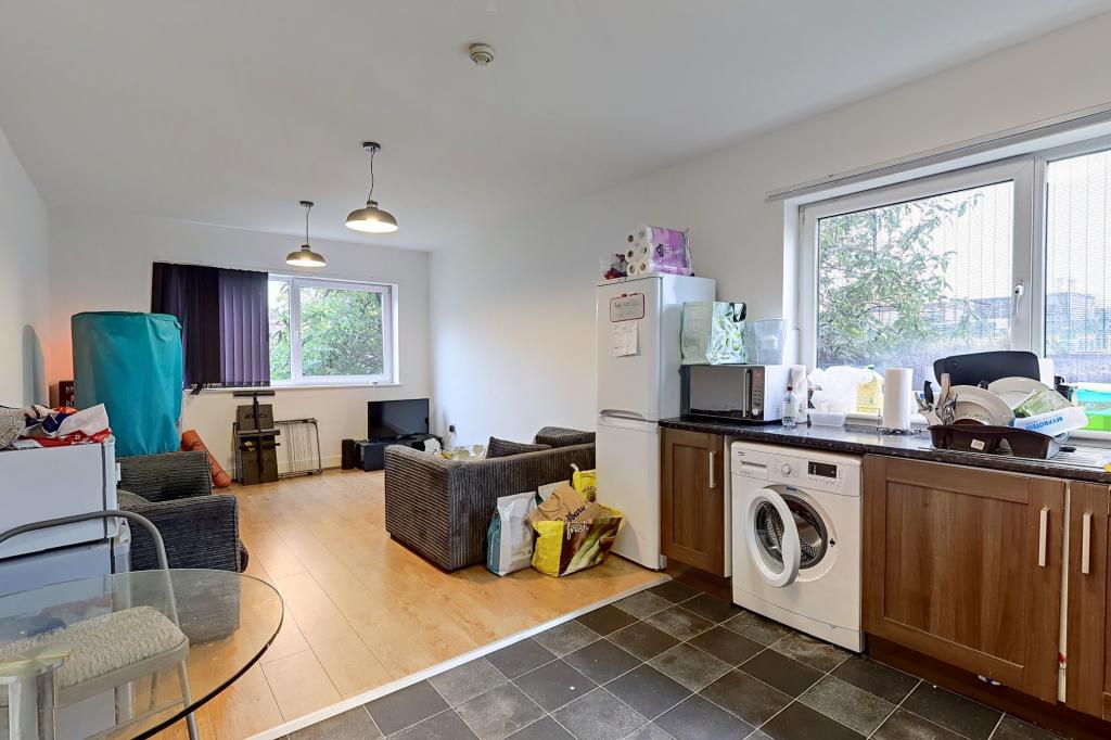 2 bed Flat for rent in Liverpool. From PointProperties