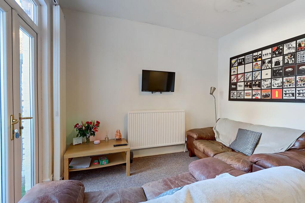 3 bed Mid Terraced House for rent in Liverpool. From Point Properties - Liverpool