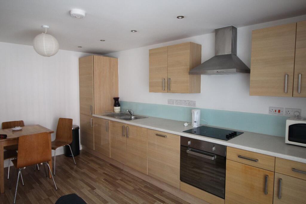 2 bed Apartment for rent in Bebington. From Point Properties - Liverpool 2 bed Apartment for rent in Bebington. From Point Properties - Liverpool