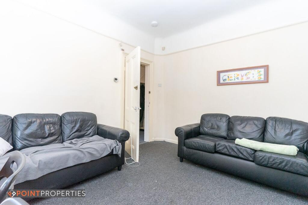 3 bed Mid Terraced House for rent in Liverpool. From Point Properties - Liverpool